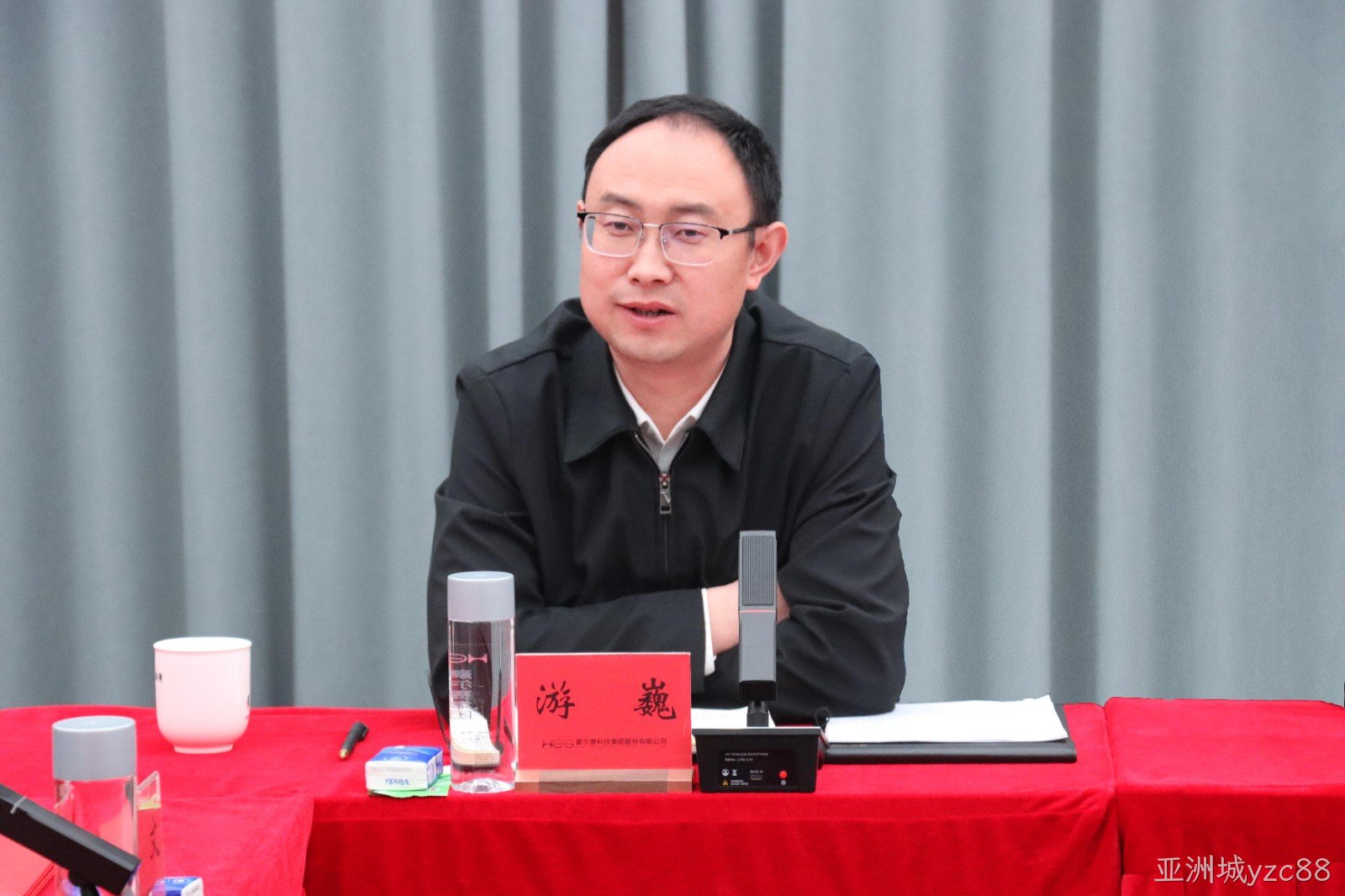1737382926128690.jpg IMG_3182-(0-02-21-15)(背景杂乱衣物尽可能PS掉).jpg